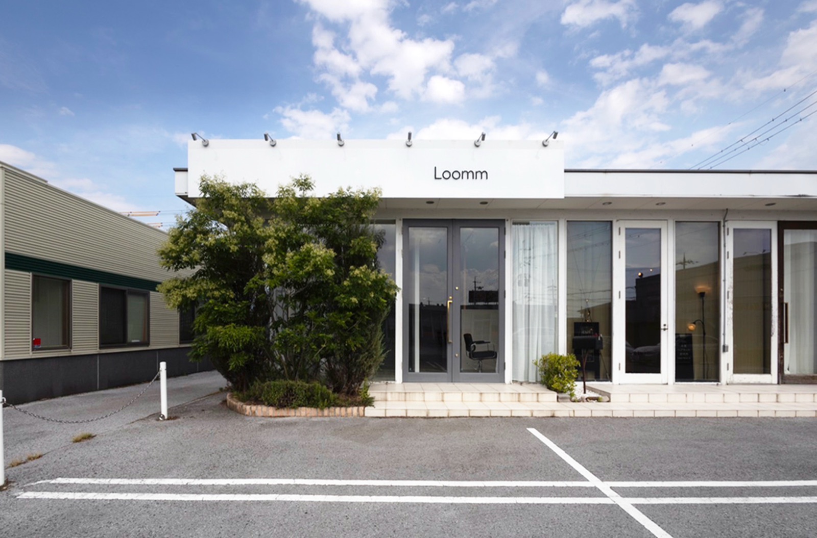 Loomm 長浜店 外観 ― 駐車場あり